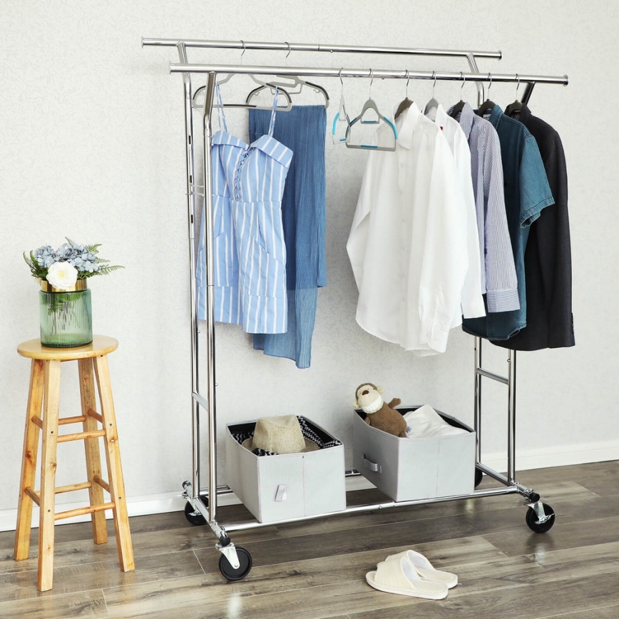 Porte-manteau sur pied mobile LINEA argenté