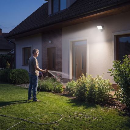 Projecteur LED avec détecteur de mouvement et cellule crépusculaire TAMBO EVO LED/30W/230V 4000K IP44 noir