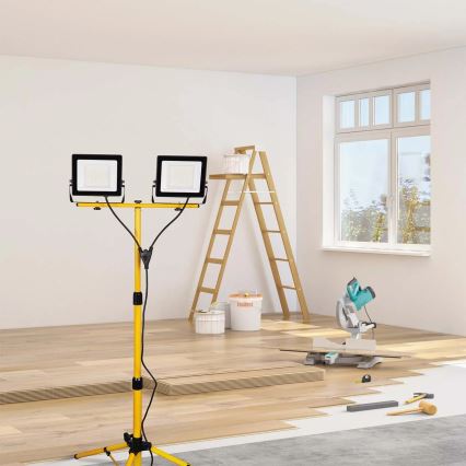 Projecteur LED avec trépied 2xLED/50W/230V 6500K IP65 jaune