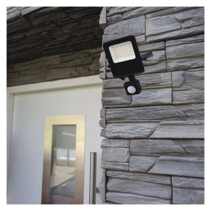Projecteur LED avec capteur VISIO LED/30W/230V 4000K IP65