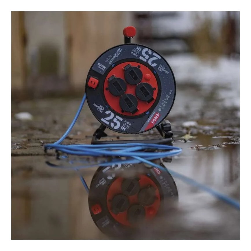 Rallonge sur enrouleur avec 4 prises 25m silicone IP44