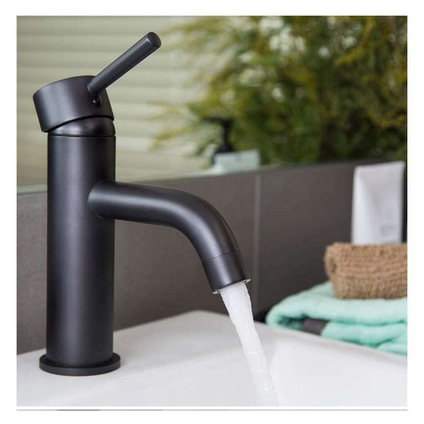 REA-B4102 - Mitigeur pour lavabo LUNGO 16,5 cm noir