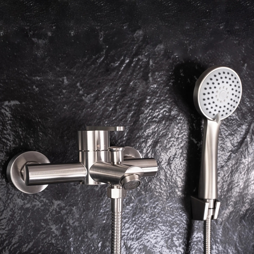 REA-B5514 - Ensemble de baignoire avec mitigeur ONTARIO, finition acier brossé