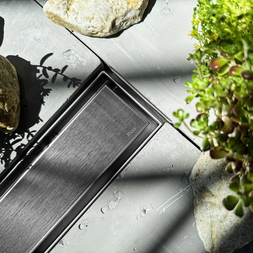 REA-G5810 - Caniveau d'évacuation NEOX PRO 90 cm, finition nickel