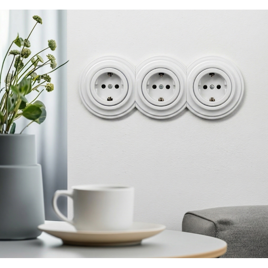 Reblig - Prise murale triple rétro SCHUKO 230 V avec cadre, blanc neige