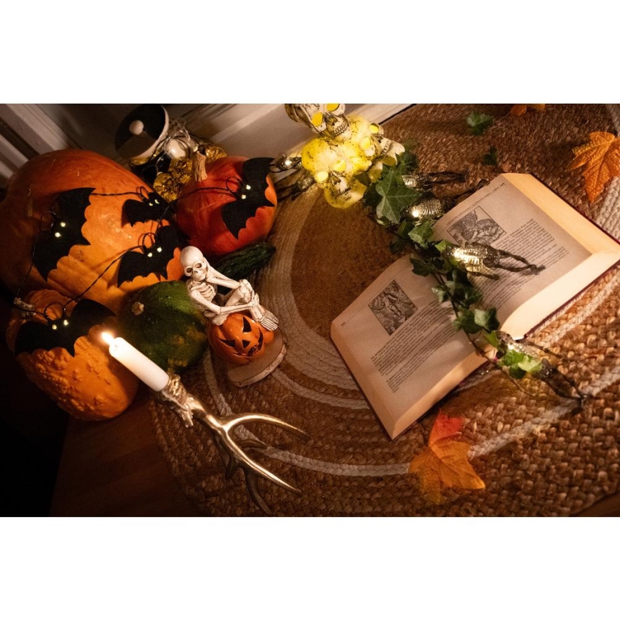 Guirlande décorative HALLOWEEN 10xLED/2xAA/blanc chaud 1,3m chauves-souris