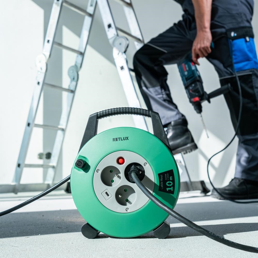 Retlux - Rallonge sur enrouleur 3 prises, type E, 10 m, vert/noir