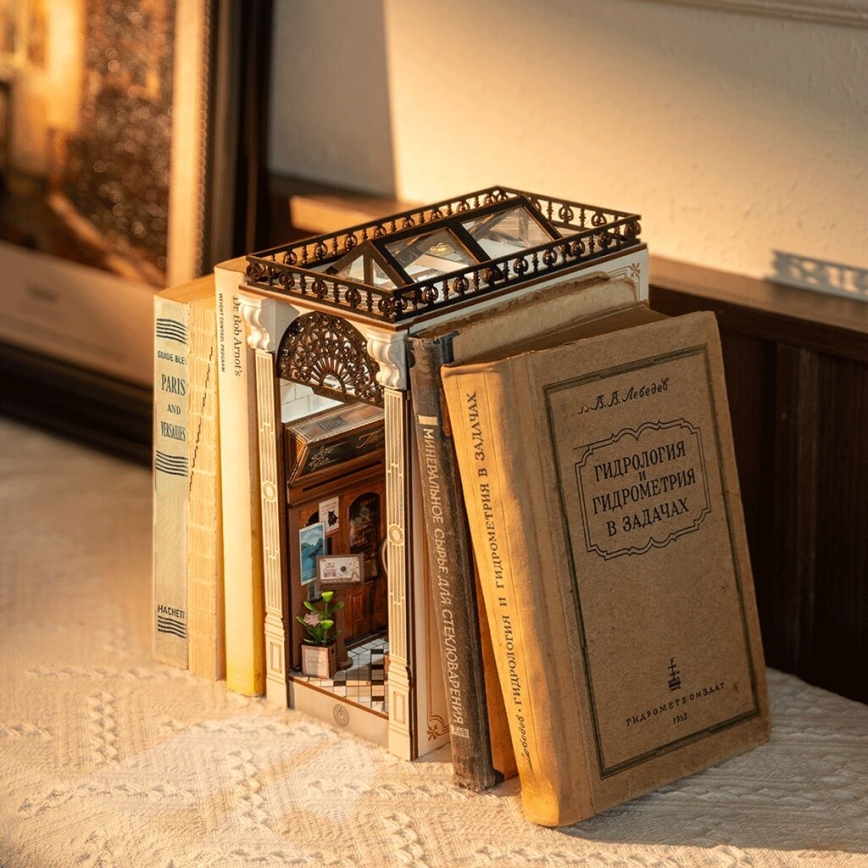 RoboTime - Puzzle 3D LED serre-livres Rencontre avec des livres dans la galerie 2xAAA