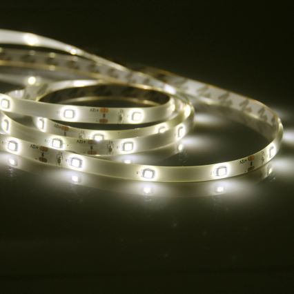 Ruban LED salle de bain 5m 8,5W /12V IP44 3000K
