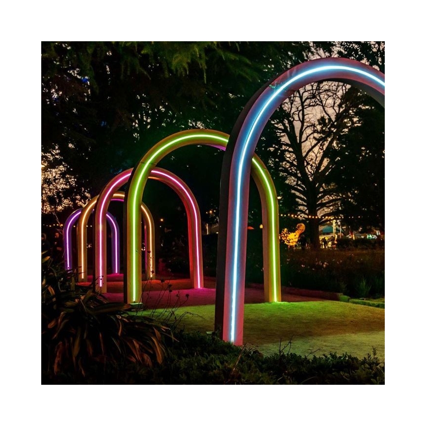 Ruban solaire RGB à intensité variable LED/1,2W/3,7V IP67 5m + télécommande