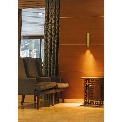 Searchlight - Applique murale BEACON 2xGU10/10W/230V dorée