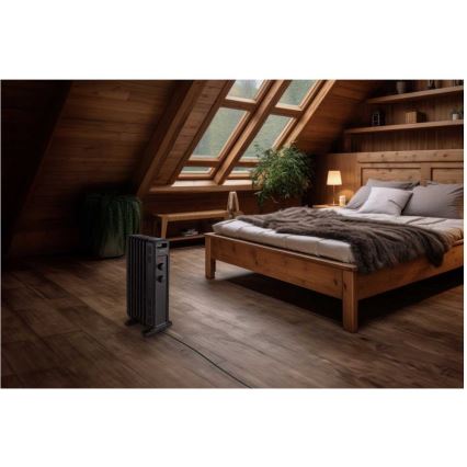 Sencor - Radiateur à bain d'huile à 7 ailettes 600/900/1500W/230V noir