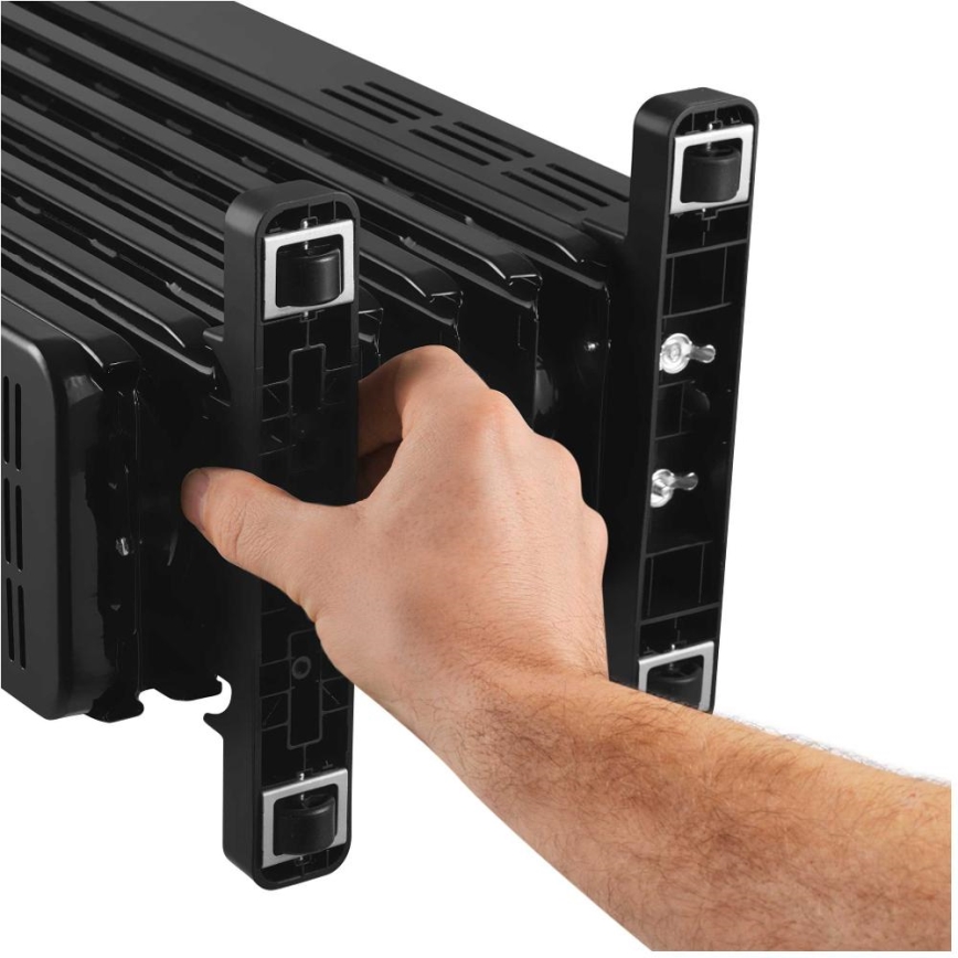 Sencor - Radiateur à bain d'huile à 7 ailettes 600/900/1500W/230V noir