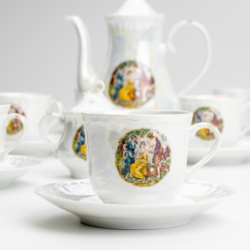 Service à thé en porcelaine blanc nacré