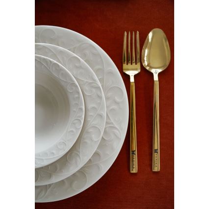 Service de table 18 pièces en porcelaine blanche