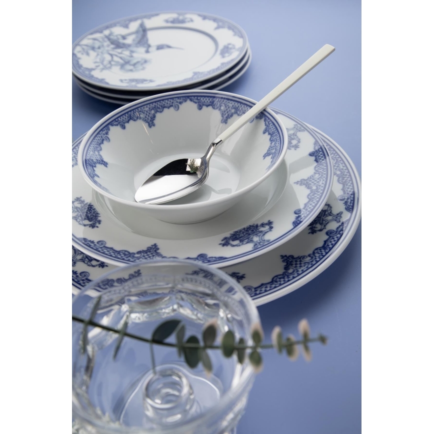 Service de table 26 pièces, porcelaine blanche et bleue