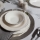 Service de table 53 pièces, blanc/argent, en porcelaine