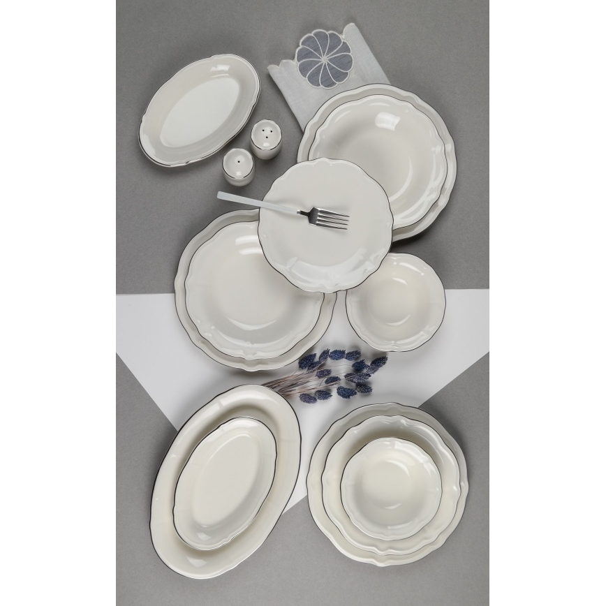 Service de table 53 pièces en porcelaine blanche, accents argentés