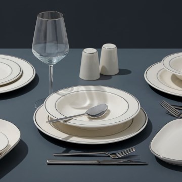 Service de table 53 pièces en porcelaine, finition crème et argentée