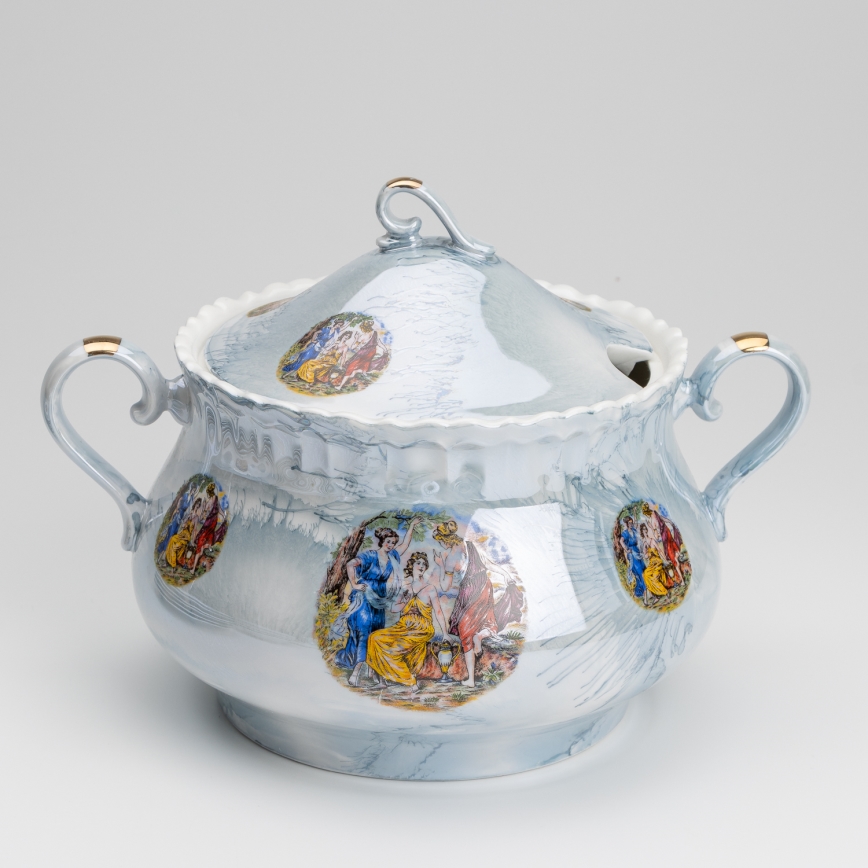 Set de salle à manger en porcelaine 26 pièces bleu avec une finition perlée