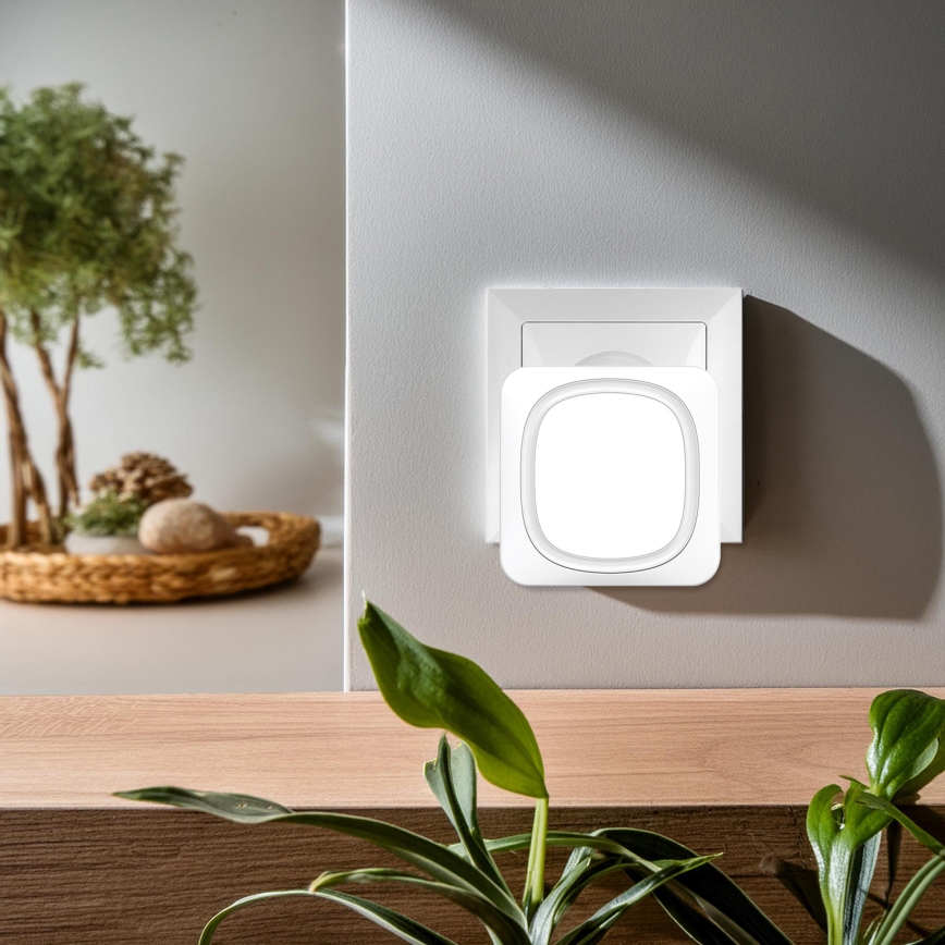 Sonnette sans fil avec éclairage LED pour prise 230V/1xCR2032 IP56 blanc