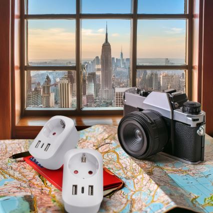 Adaptateur de voyage pour les États-Unis 230 V, 2 ports USB-A + 1 port USB-C