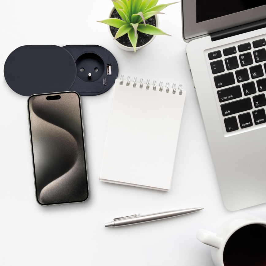 Prise encastrable avec couvercle coulissant 20W, 1 prise + ports USB A et C, noir