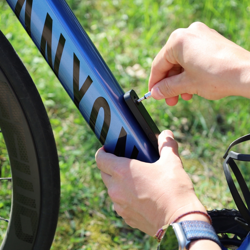 Localisateur pour vélo compatible avec Apple Find My