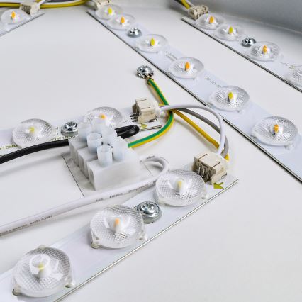 Plafonnier à intensité variable LED/50W/230V 3000-6000K + télécommande