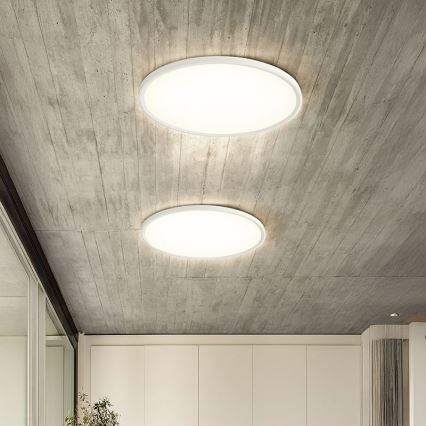 Luminaire suspendu à montage apparent LED dimmable 50W/230V 3000-6500K + télécommande