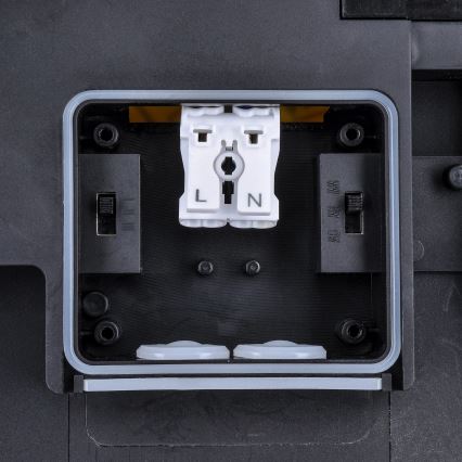 Plafonnier extérieur à intensité variable LED/36W/40W/44W/230V 3000/4000/6500K IP65 noir