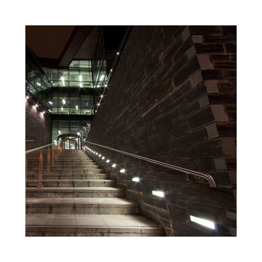 Spot d'escalier LED d'extérieur LED/3W/230V 3000K IP65 blanc