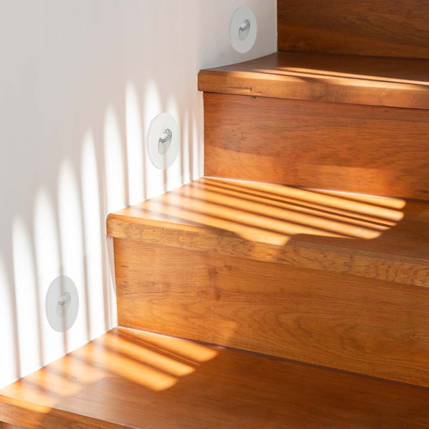 Spot d'escalier LED LED/3W/230V 3000K blanc