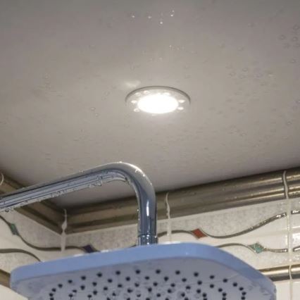 Spot encastrable de salle de bain LORI LED/4,5W/230V IP65 2700/4000K d. 8,5 cm blanc