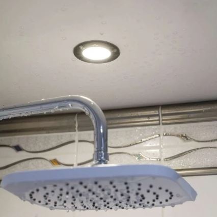 Spot encastrable de salle de bain LORI LED/4,5W/230V IP65 2700/4000K d. 8,5 cm noir