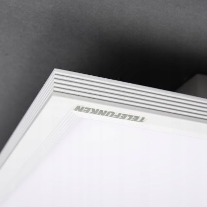 Telefunken 301506TF - Panneau RGBW à intensité variable LED/18W/230V 4000K + Télécommande