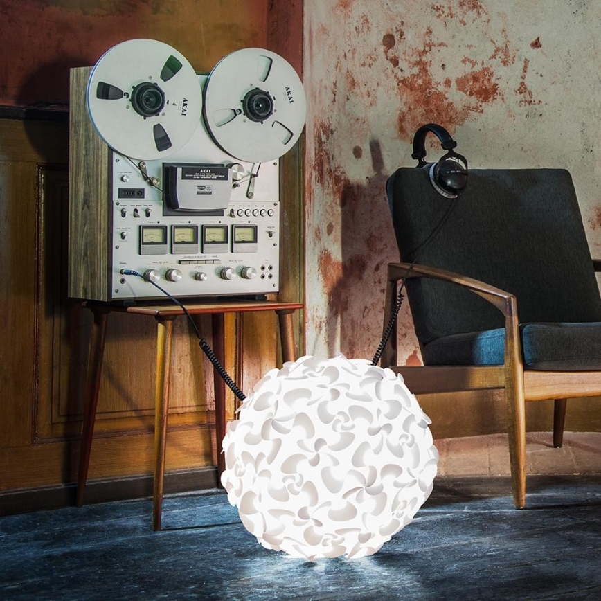 Umage 2064 - Abat-jour LORA medium E27 blanc