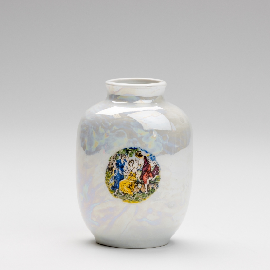 Vase en porcelaine 12,5x9 cm blanc nacré grâces