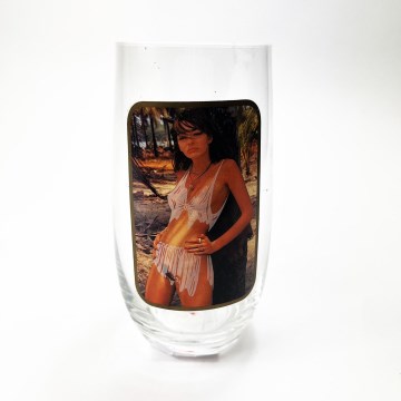 Verre avec photo de femme