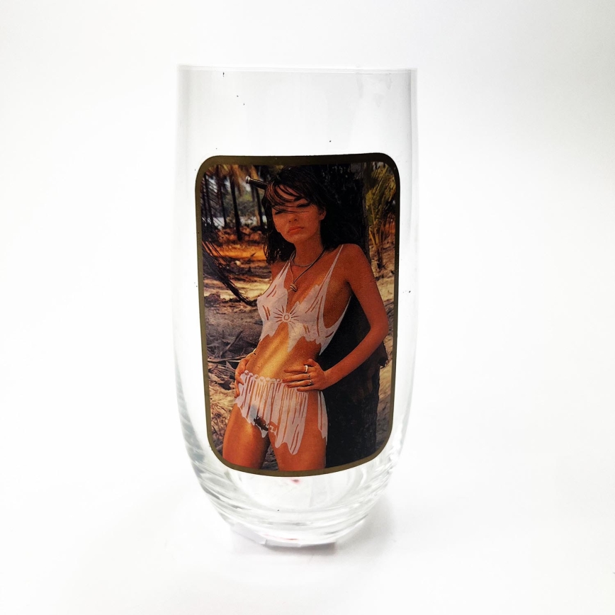 Verre avec photo de femme
