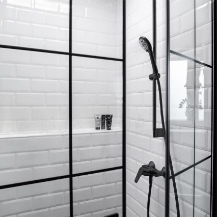 WENKO 24924100 - Tête de douche Système d'économie d'eau 11x11 cm noire