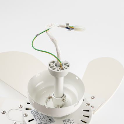 ZEVENTI - Ventilateur de plafond FAMARA 1xE14/60W/230V blanc