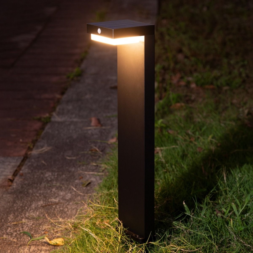 Zuma Line - Lampe solaire avec détecteur de mouvement et de crépuscule LED/4,5W/2000 mAh IP44 noir